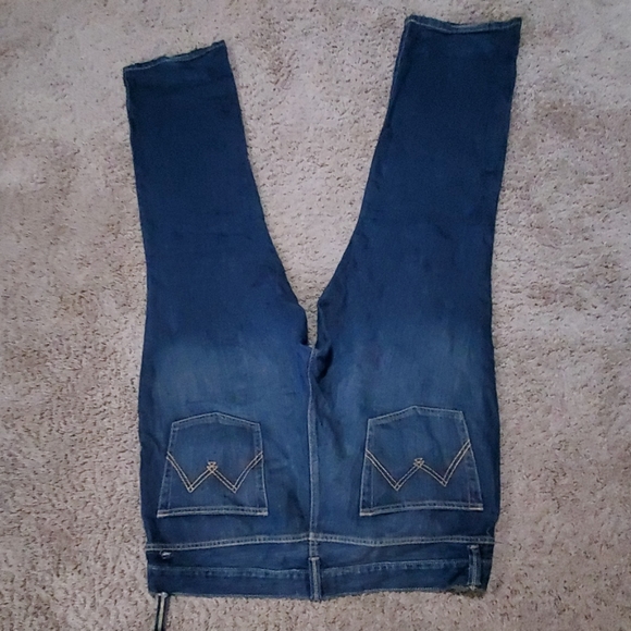 American Rag Jeans - Picture 2 of 4